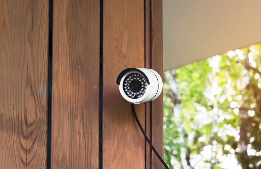 Como proteger sua casa? Descubra por que a câmera de segurança é essencial!